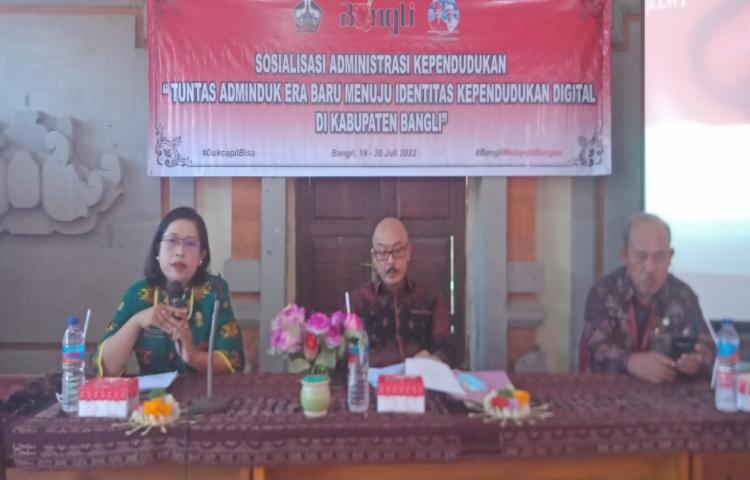 SOSIALISASI TERTIB ADMINDUK ERA BARU MENUJU IDENTITAS KEPENDUDUKAN DIGITASL DI KABUPATEN BANGLI